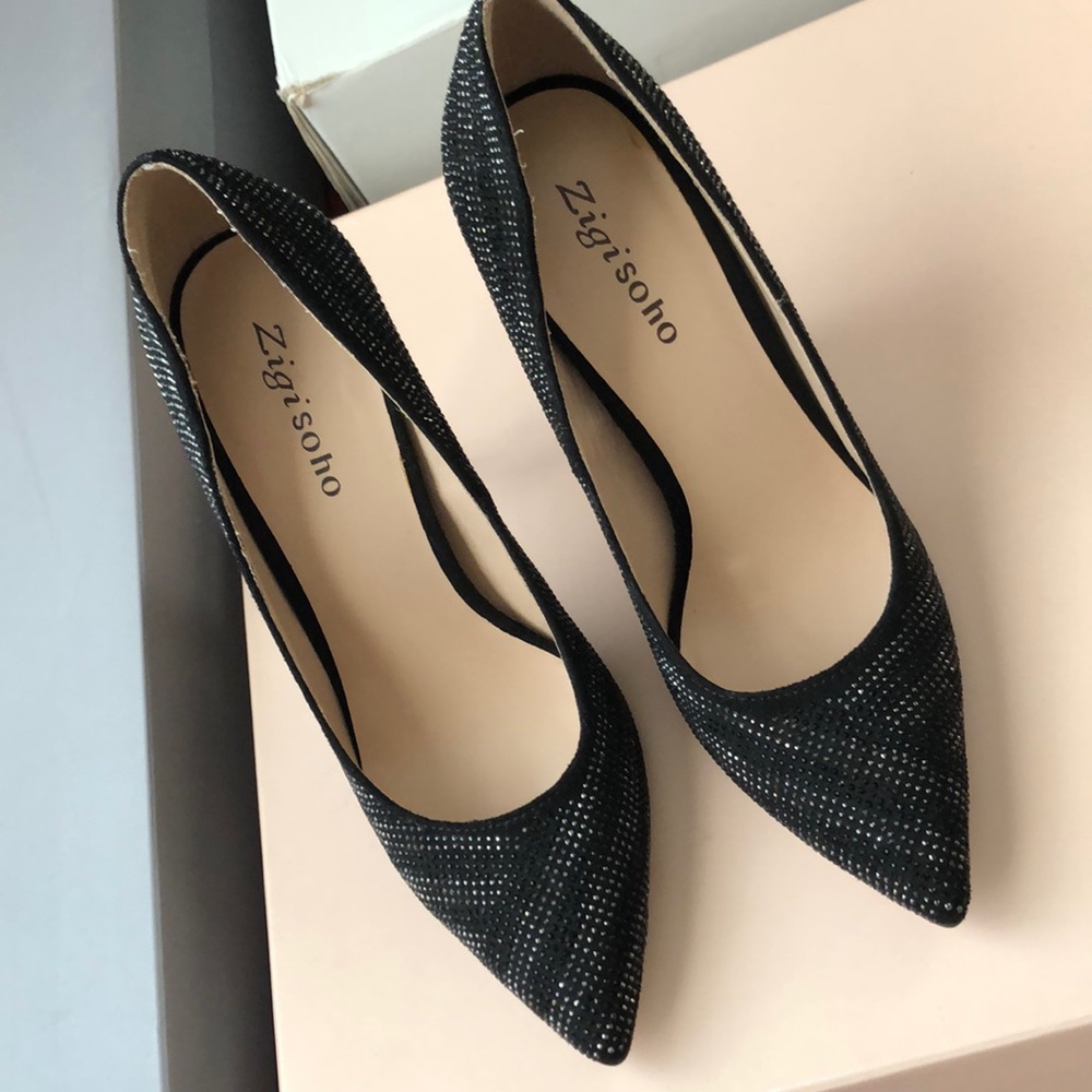Zigi soho Black embellished dress pumps size 7